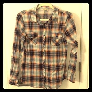 Flannel shirt for Spring 💛